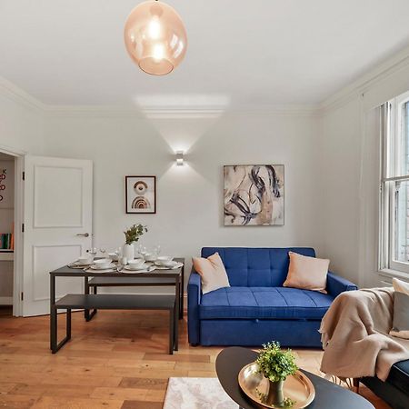Delightful Flat In London - Sleeps 6アパートメント エクステリア 写真