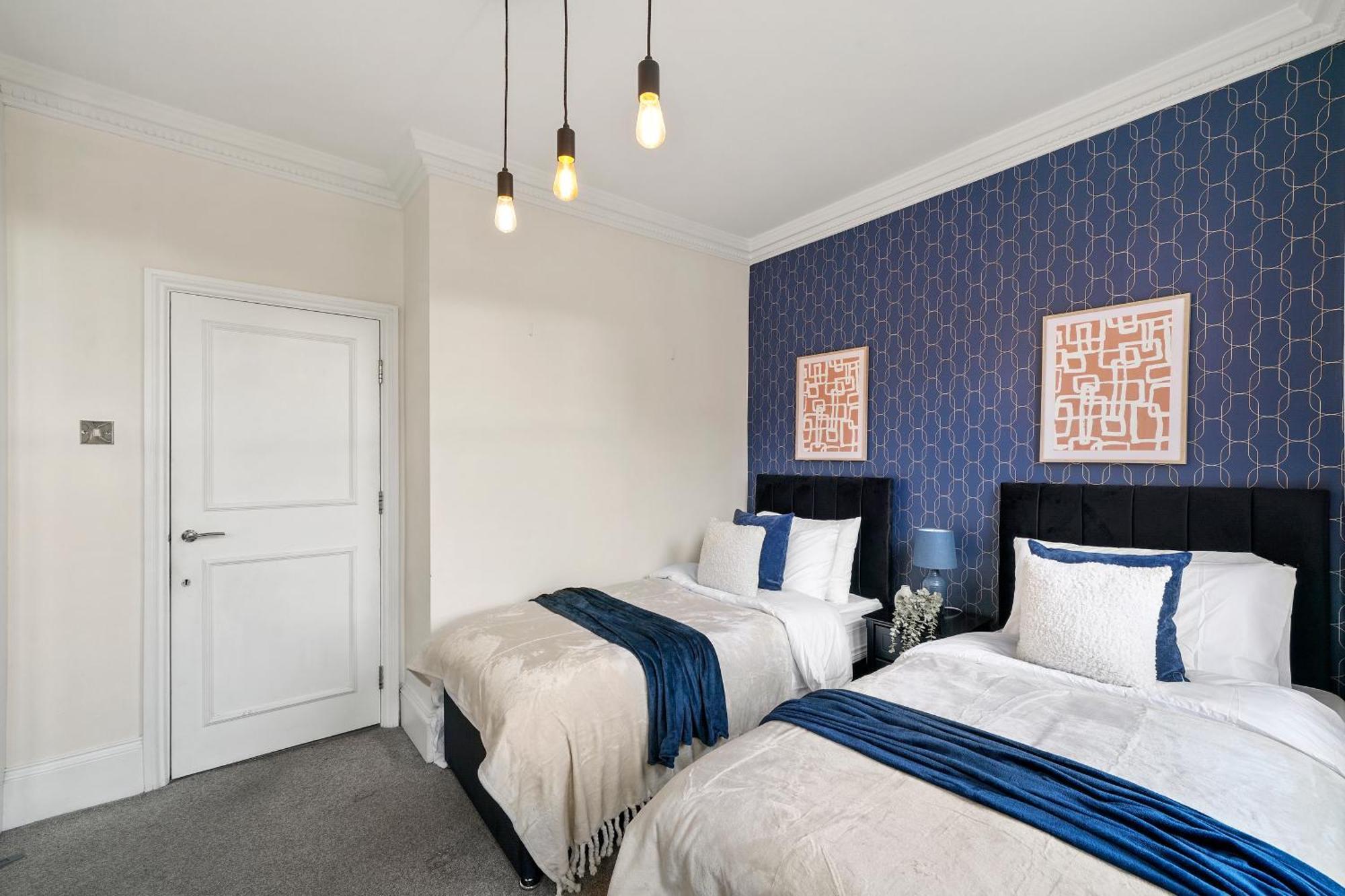 Delightful Flat In London - Sleeps 6アパートメント エクステリア 写真